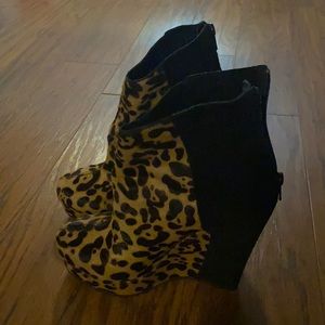 Kelsi Dagger Huette Bootie